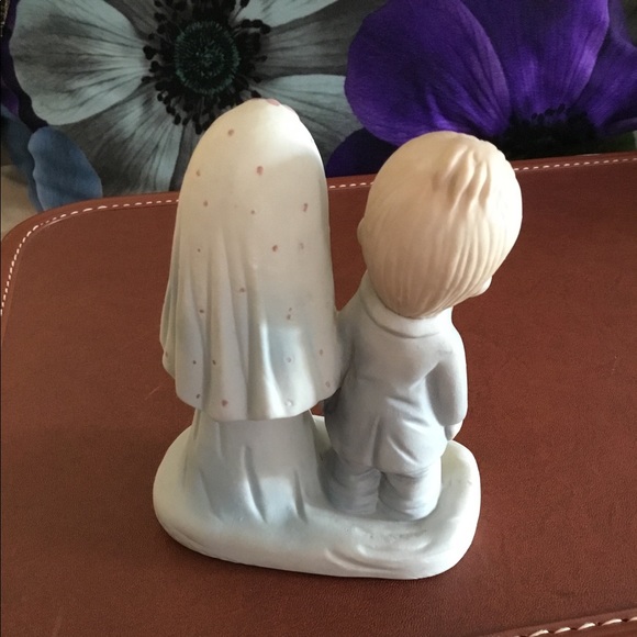 Original Holly Hobby Cake Topper - Picture 2 of 2